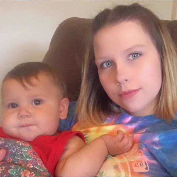 Meet your Posher, Chelsey - Picture 1 of 1